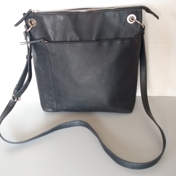 Kenneth Cole Reaction Bag - Picture 6 of 11